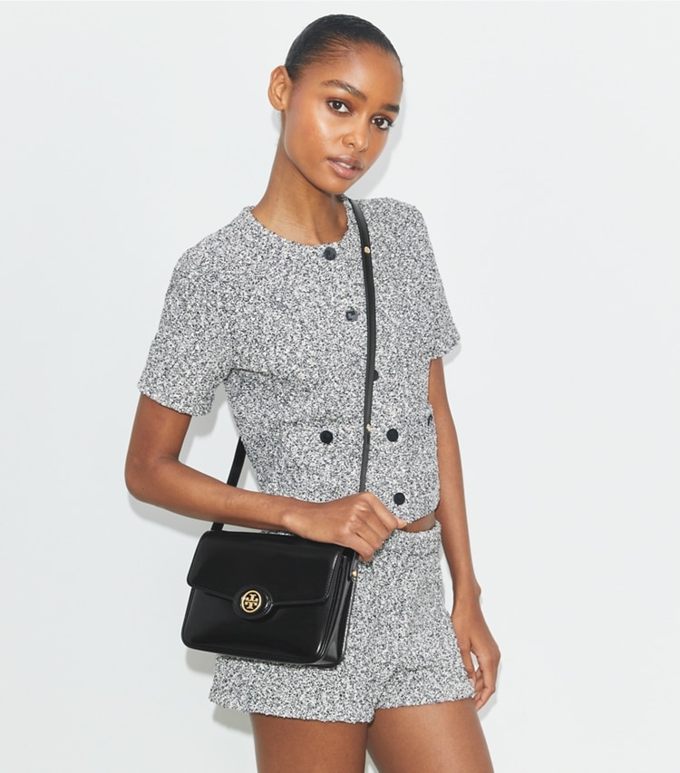 Tory Burch designer shoulder bags Robinson Spazzolato Convertible Shoulder Bag in Black additional on model
