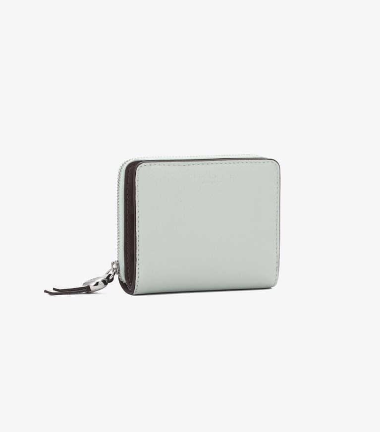 Tory Burch designer 財布 ロミー バイフォールド ウォレット in Light Green angle