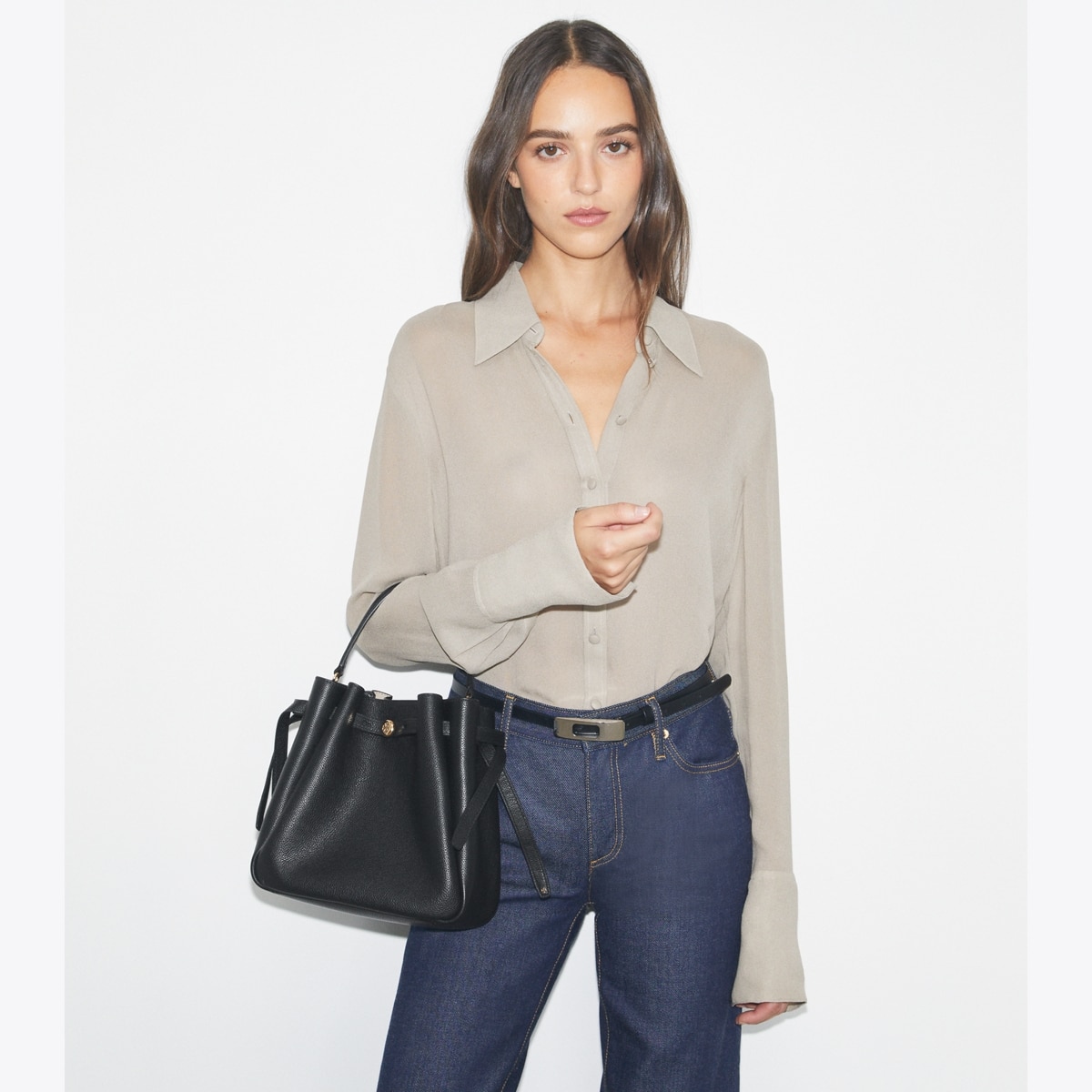 romy-bucket-bag-accessory-on-