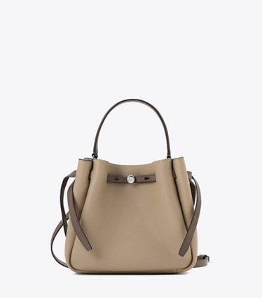 Tory Burch designer クロスボディバッグ ロミー バケットバッグ in Soft Cement / Wild Mushroom front