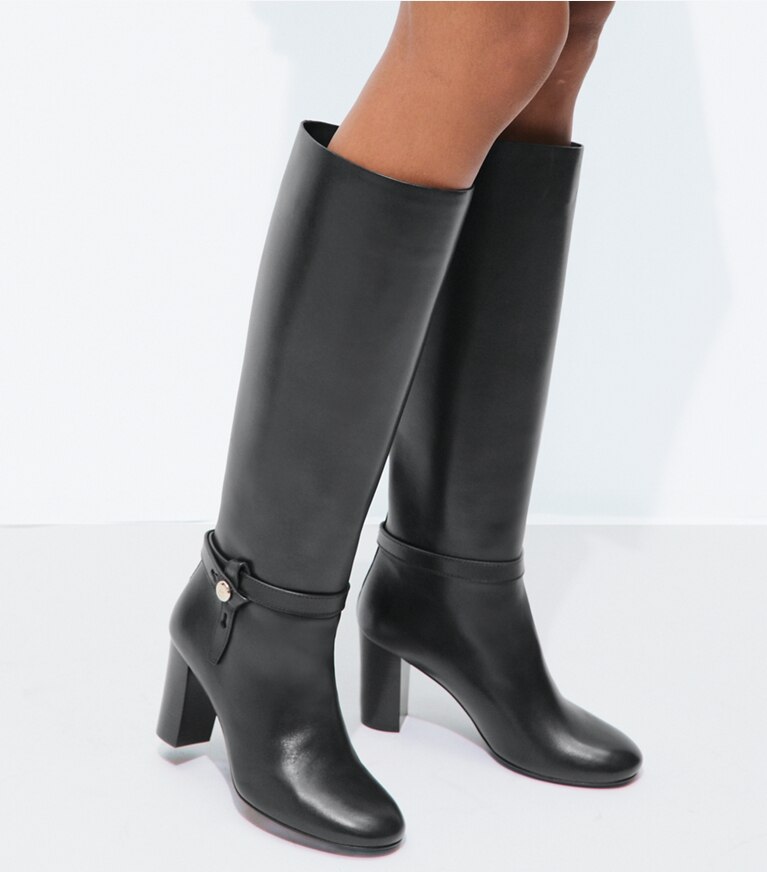 Tory Burch designer kniestiefel Romy Stiefel in PERFECT BLACK accessory on model