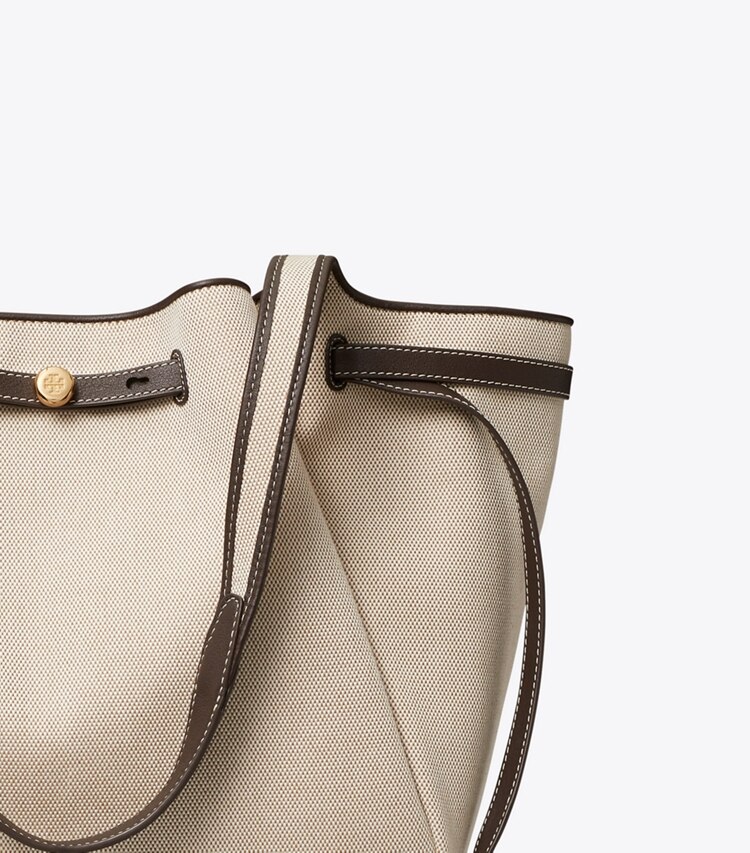 Tory Burch designer tote bags Romy Tote Bag aus Canvas in Dusty Almond/ Bianco White detail
