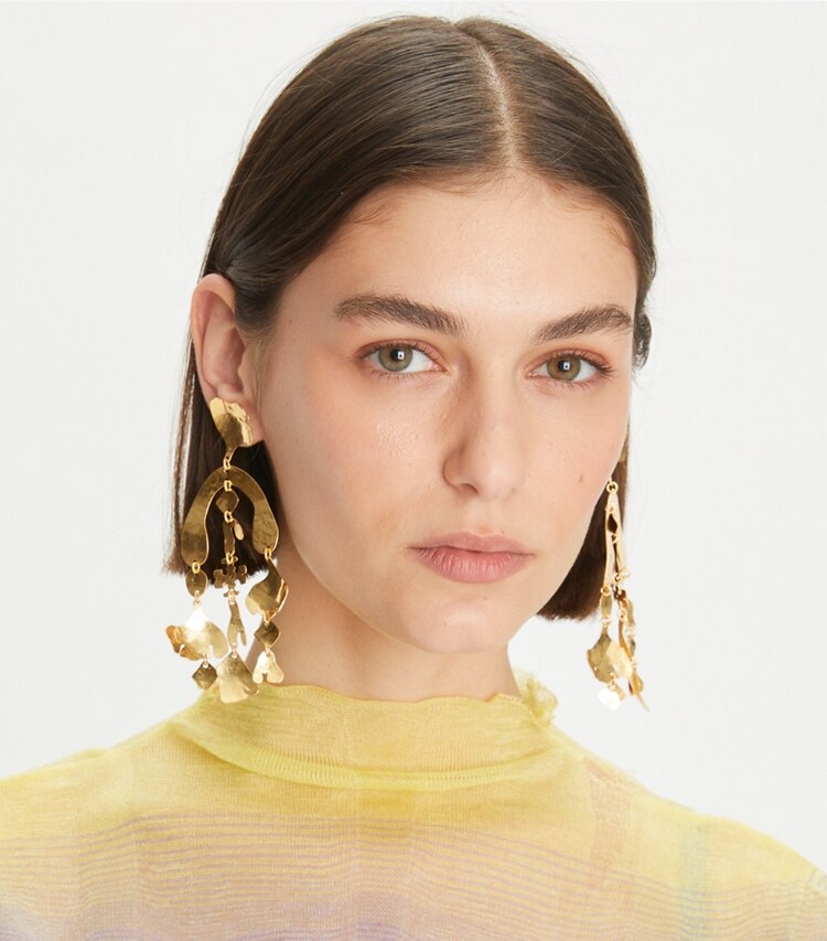 Tory Burch designer earrings Roxanne Cascade Earring in Antique Tory Silver accessory on model