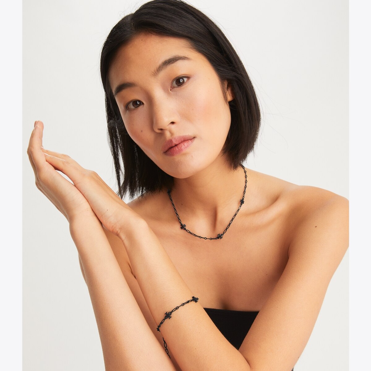 アメリカ買付【Tory Burch】ROXANNE CHAIN DELICATE BRACELET Roxanne Chain Delicate Bracelet: Women's Designer Bracelets