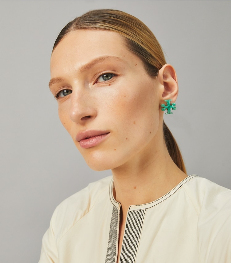 Tory Burch designer earrings Roxanne Stud Earring in Rolled Brass / Tortoise accessory on model