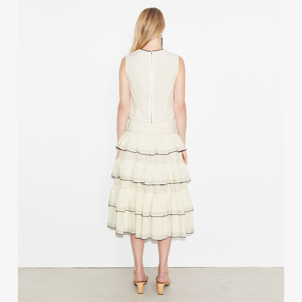 ruffle-cotton-skirt-on-model-