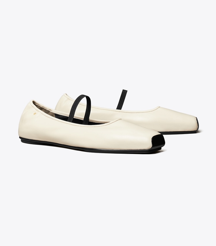 Tory Burch designer flats Runway Ballet in NEW IVORY / PERFECT BLACK angle