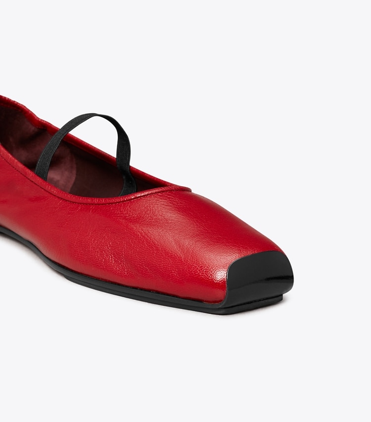 Tory Burch designer flats Runway Ballet in RUBY / PERFECT BLACK detail