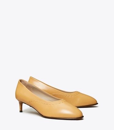 Tory Burch designer heels Runway Mid Pump in SHORTBREAD angle