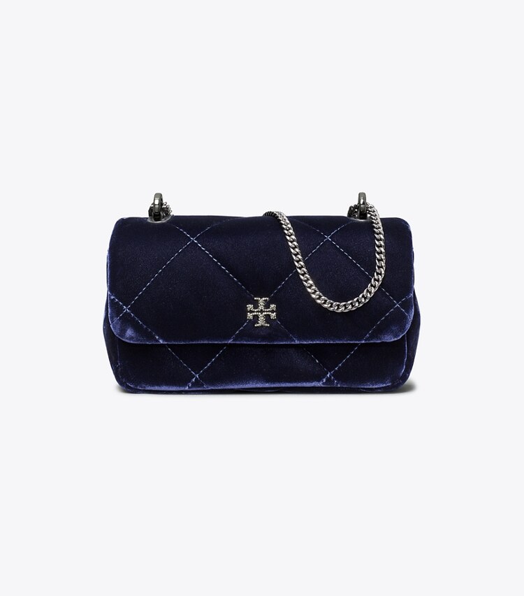 Tory Burch designer sacs à bandoulière Sac à rabat à pavé de velours matelassé à losanges mini Kira dans PERFECT NAVY de face