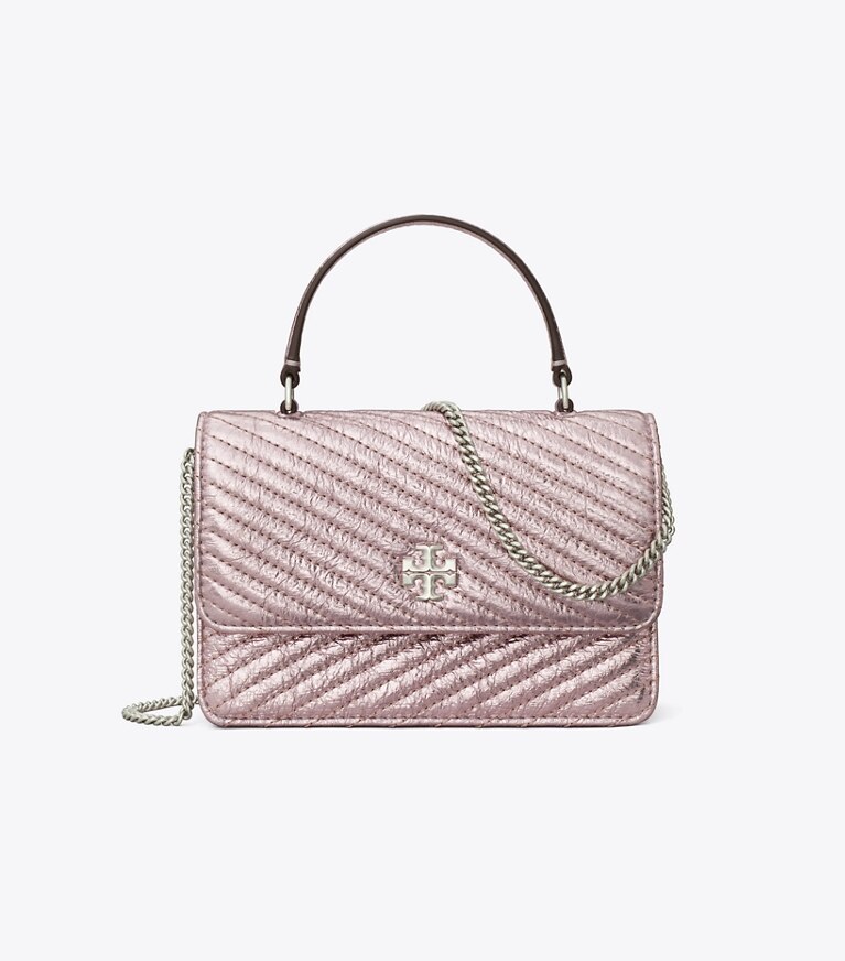 Tory Burch designer sacs à bandoulière Sac bandoulière à poignée supérieure mini Kira matelassé moto métallisé dans Sparkle Pink de face