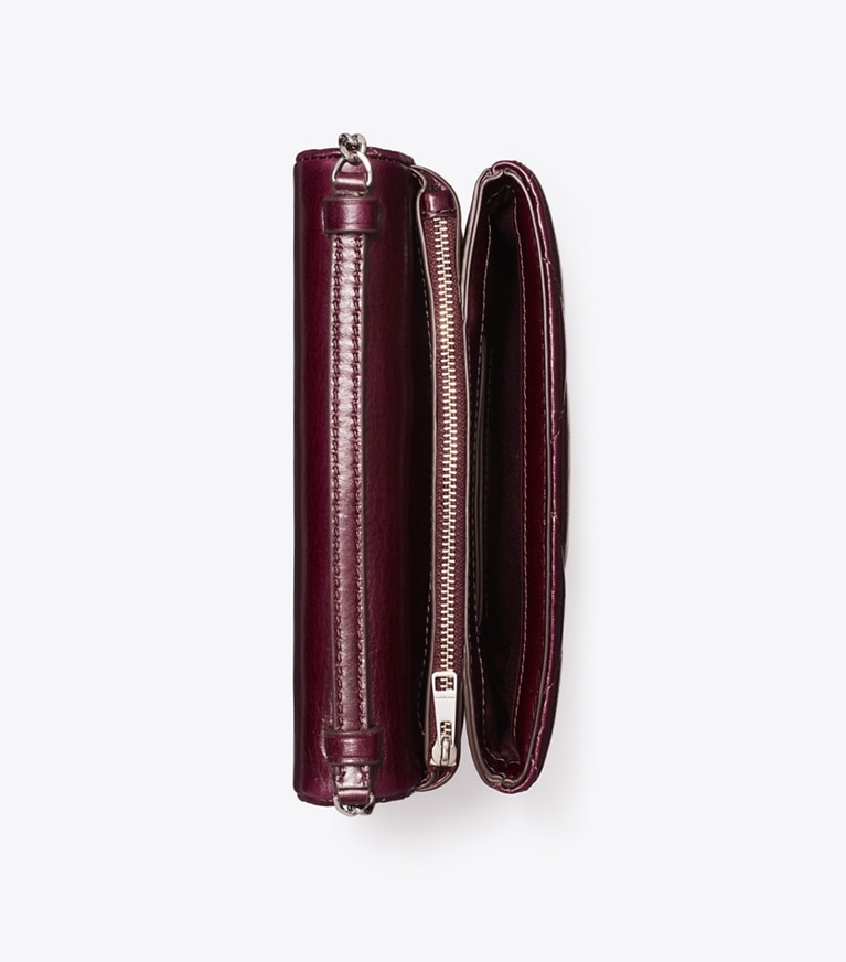 Tory Burch designer mini sacs Sac bandoulière Kira à matelassage losange vieilli in Dark Carmine angle