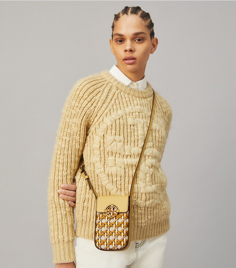 Tory Burch designer mini sacs Sac bandoulière pour téléphone Miller tressé dans CORNBREAD accessoire sur le modèle