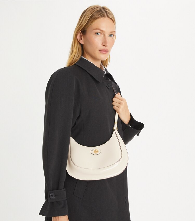 Tory Burch designer sacs porté épaule Sac croissant convertible Robinson en cuir spazzolato in SHEA BUTTER additional on model