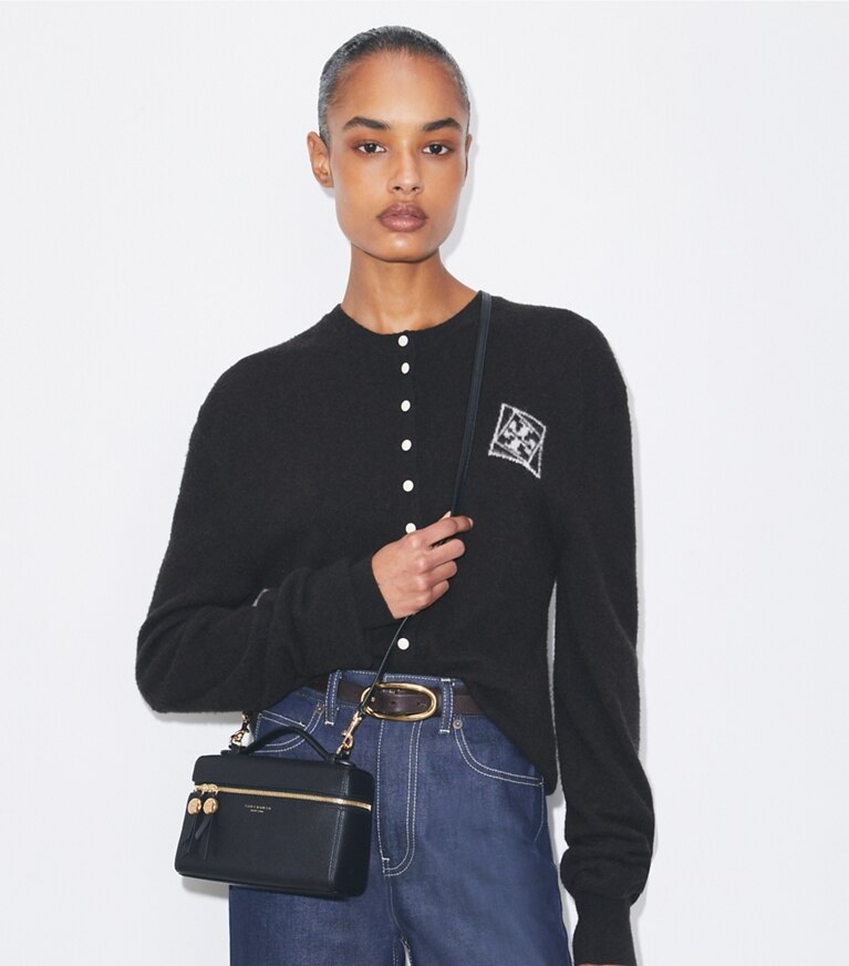 Tory Burch designer sacs à bandoulière Sac mince à poignée supérieure Romy dans Black accessoire sur le modèle