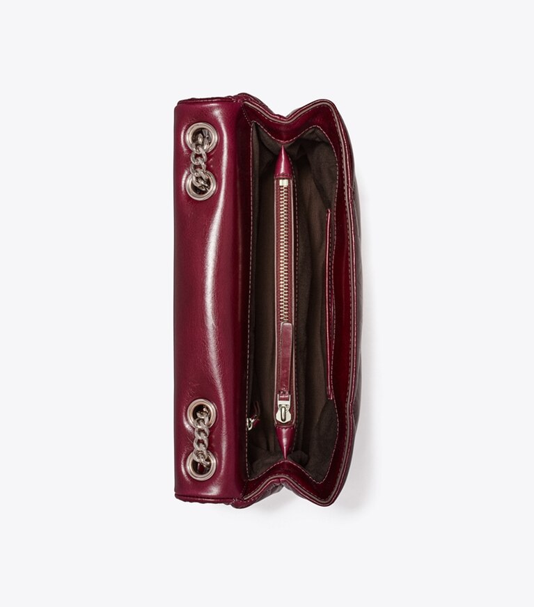 Tory Burch designer sacs porté épaule Sac porté épaule Kira à matelassage losange vieilli in Dark Carmine angle