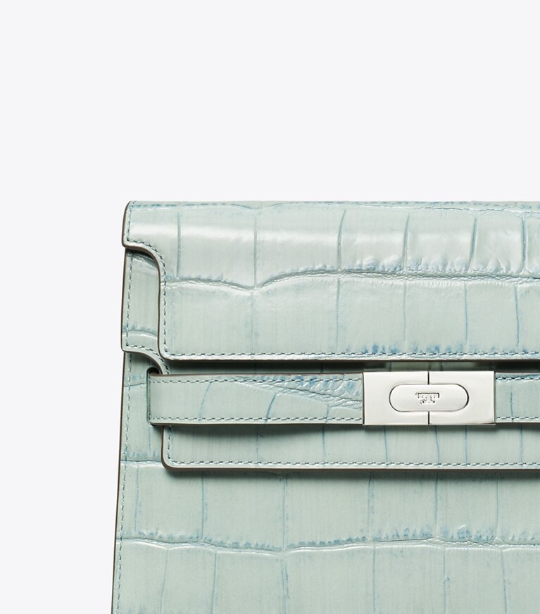 Tory Burch designer sacs porté épaule Sac porté épaule Lee Radziwill en cuir embossé effet croco in Blue Celadon angle