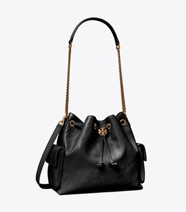 Tory Burch designer sacs porté épaule Sac porté épaule matelassé Charlie avec cordon de serrage in Black angle