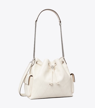 Tory Burch designer sacs porté épaule Sac porté épaule matelassé Charlie avec cordon de serrage in Light Cream angle