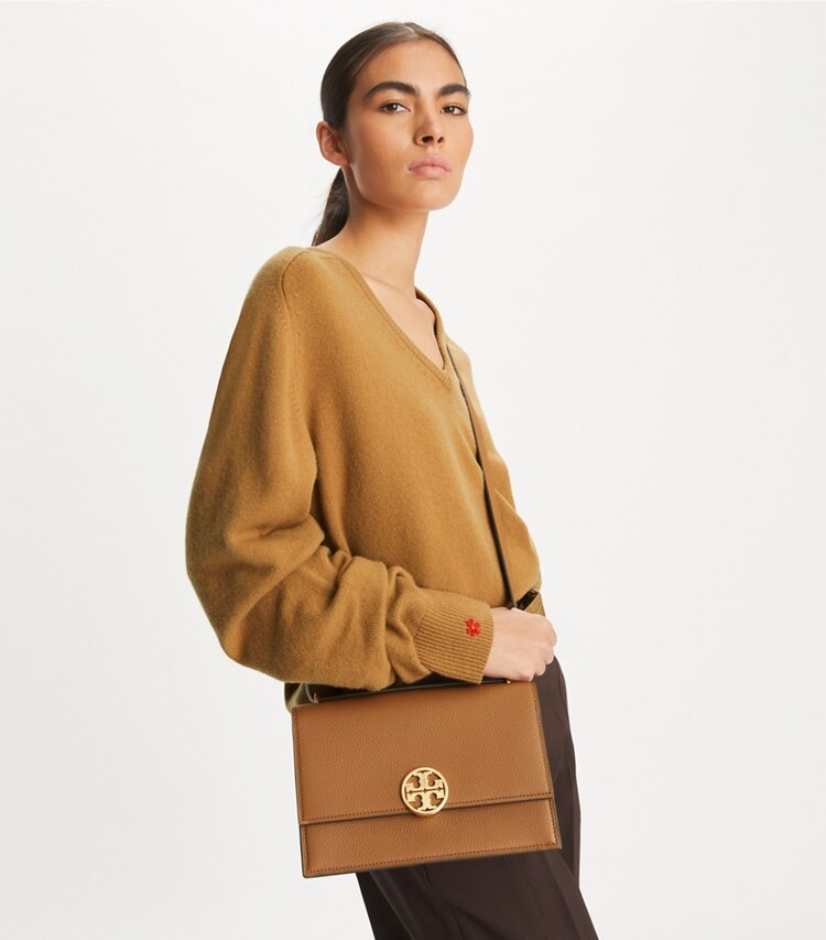 Tory Burch designer sacs porté épaule Sac porté épaule Miller in Tiger'S Eye accessory on model