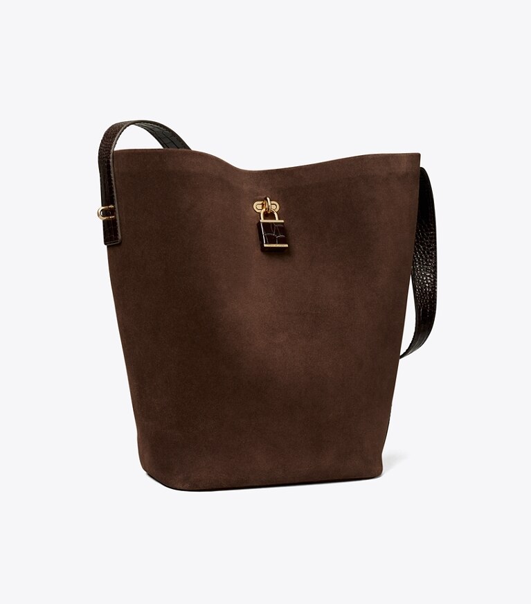 Tory Burch designer sacs porté épaule Sac seau mince Lock en suède dans Dark Cocoa angle