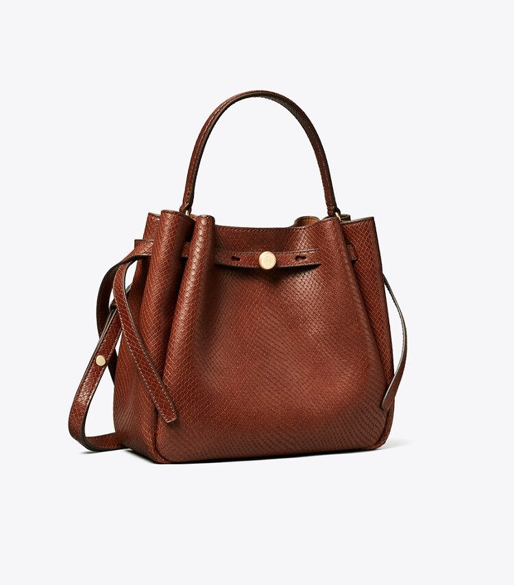 Tory Burch designer sacs à bandoulière Sac seau Romy embossé façon serpent dans Sweet Maple angle