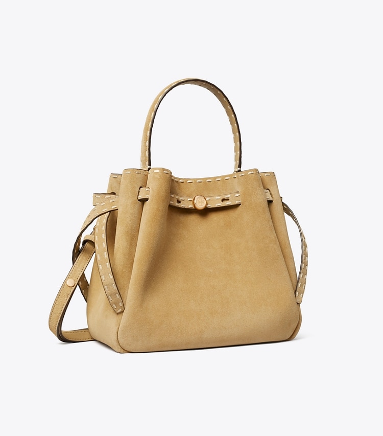 Tory Burch designer sacs à bandoulière Sac seau Romy en daim à coutures apparentes in Butter angle
