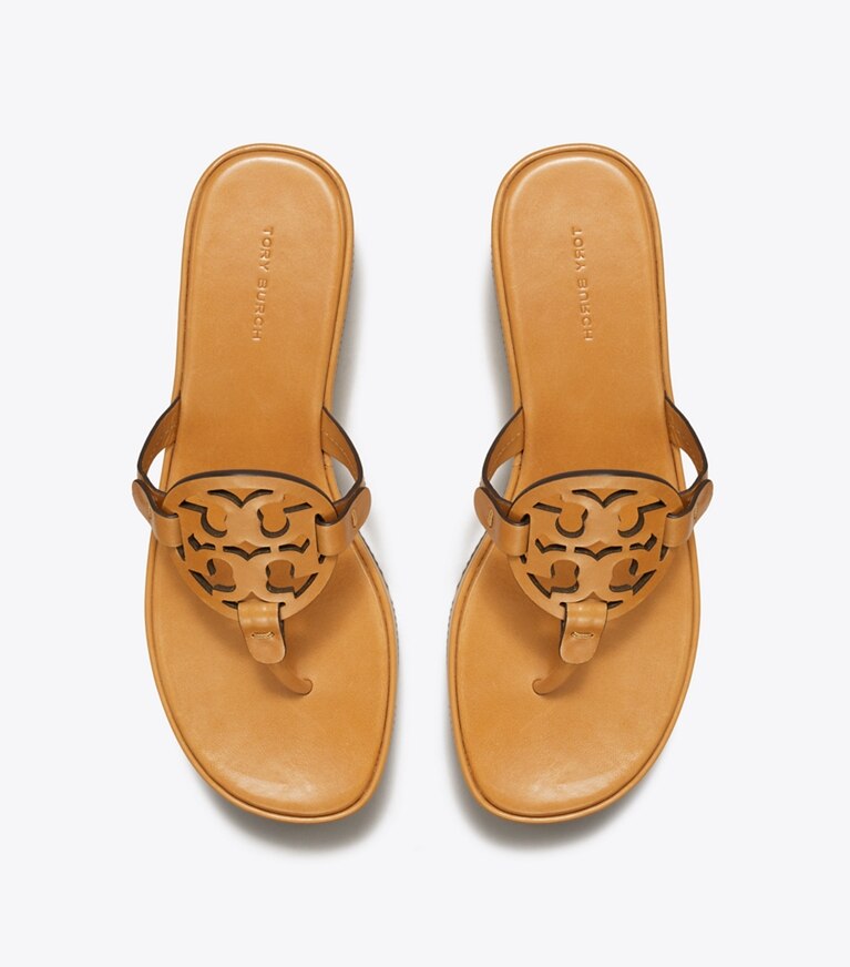 Tory Burch designer sandales Sandale à talon compensé Miller dans WALNUT vue du dessus