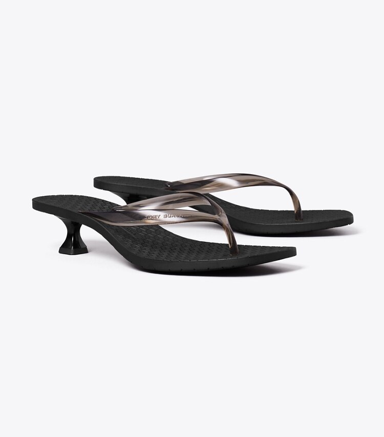 Tory Burch designer sandales Sandale de plage à talon en plastique transparent dans BLACK / BLACK angle