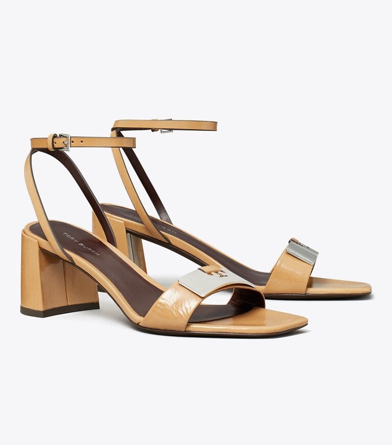Tory Burch designer sandales Sandale Gigi dans CANTUCCI / SILVER angle