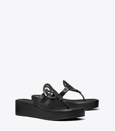Tory Burch designer sandales Sandale Miller à talon compensé dans PERFECT BLACK angle