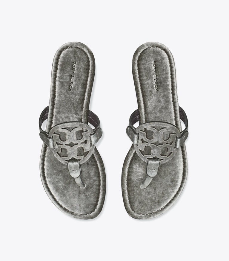 Tory Burch designer sandales Sandale Miller en velours dans LAVA GREY vue du dessus