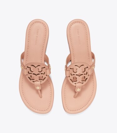 Tory Burch designer sandales Sandale Miller dans Light Sand vue du dessus