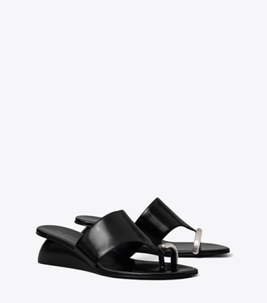 Tory Burch designer sandales Sandales compensées Pierced in PERFECT BLACK angle