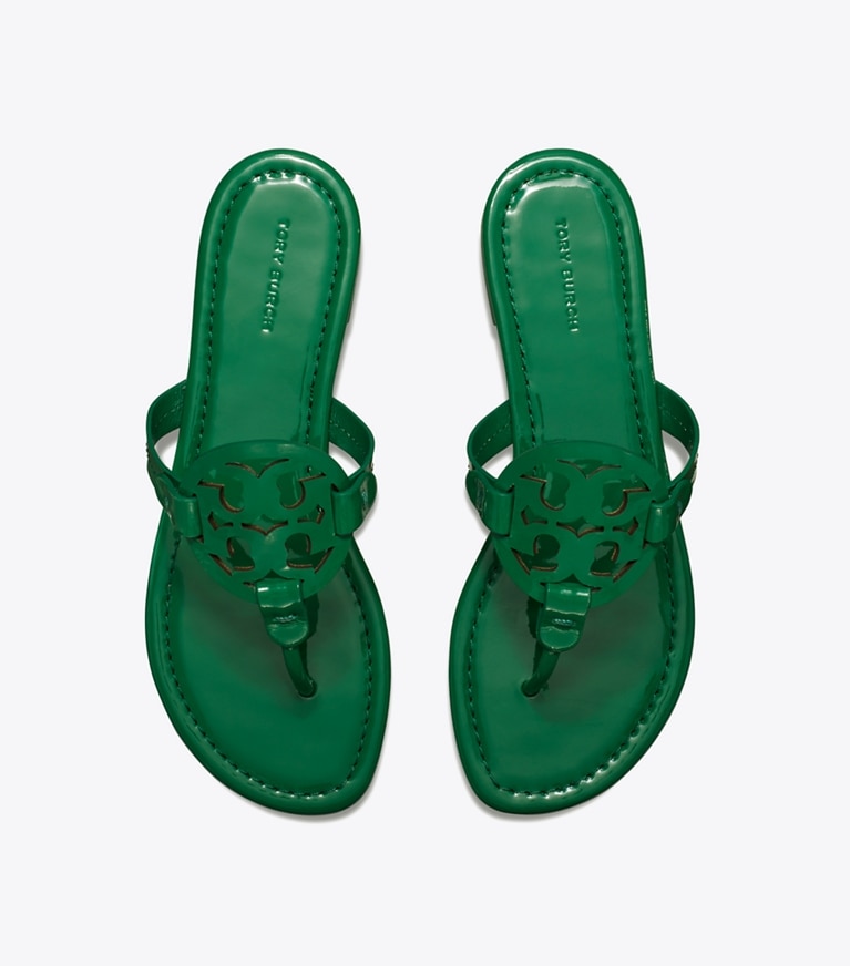 Tory Burch designer sandales Sandales Miller en cuir verni in GRASS dessus