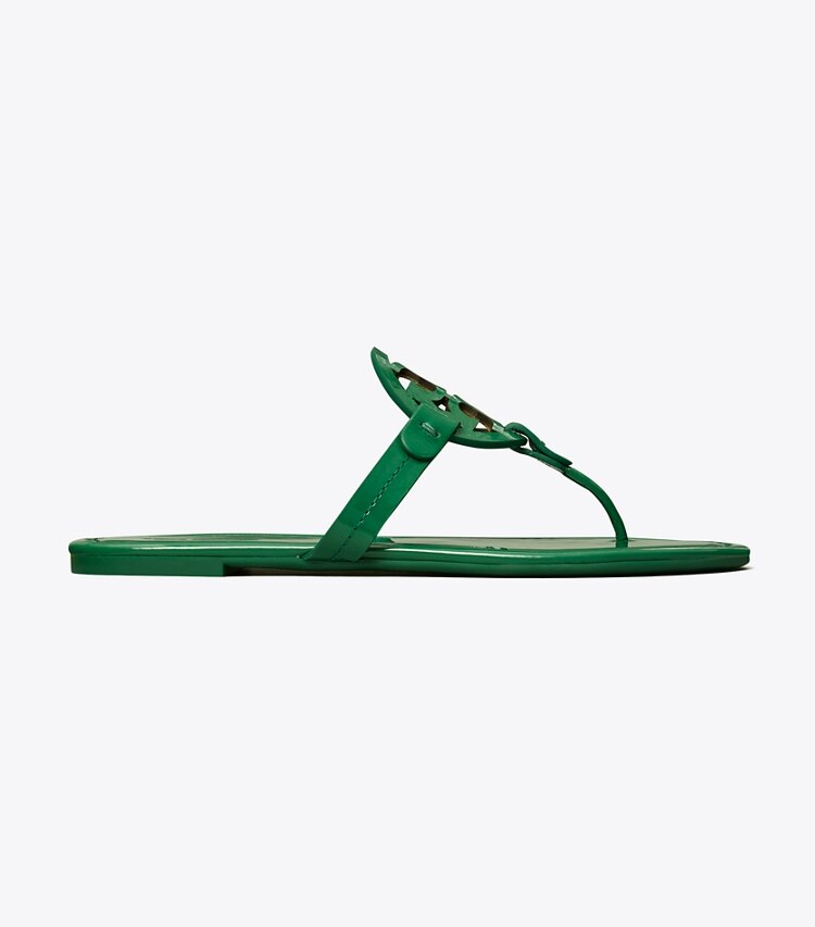 Tory Burch designer sandales Sandales Miller en cuir verni in GRASS side