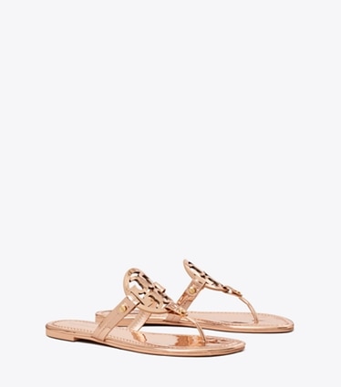 Tory Burch designer sandales Sandales Miller métallisées in ROSE GOLD angle