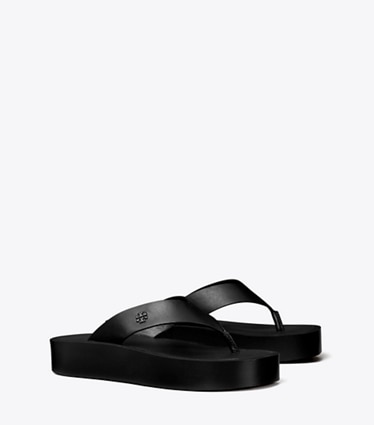 Tory Burch designer sandals Sandales plateforme dans Black / Black angle