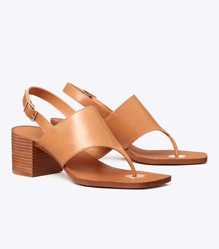 Tory Burch diseñador sandalias Sandalia con tacón tipo moneda doble T en TAN ángulo