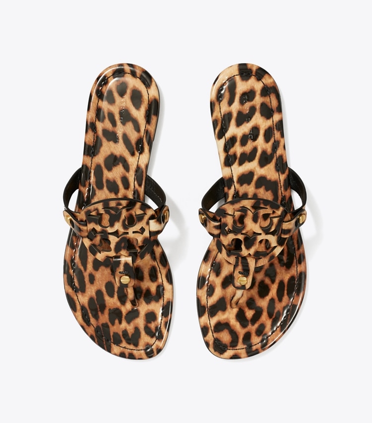 Tory Burch diseñador sandalias Sandalia de charol estampado Miller en CLASSIC LEOPARD vista superior