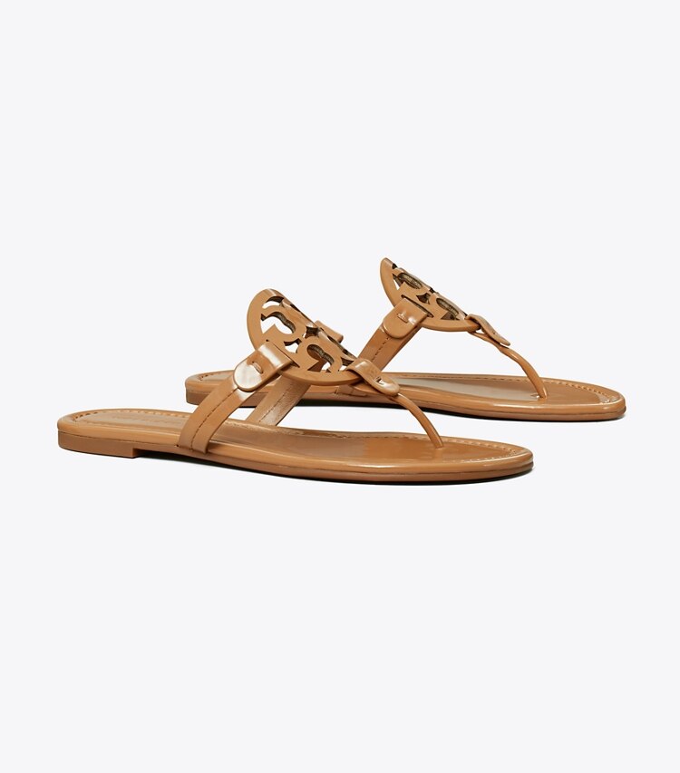Tory Burch diseñador sandalias Sandalia de charol Miller en Tan ángulo
