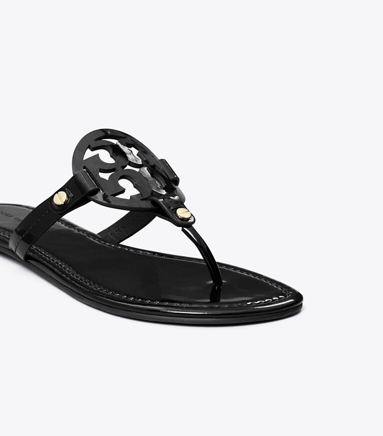 Tory Burch diseñador sandalias Sandalia de charol Miller en Perfect Black detalle