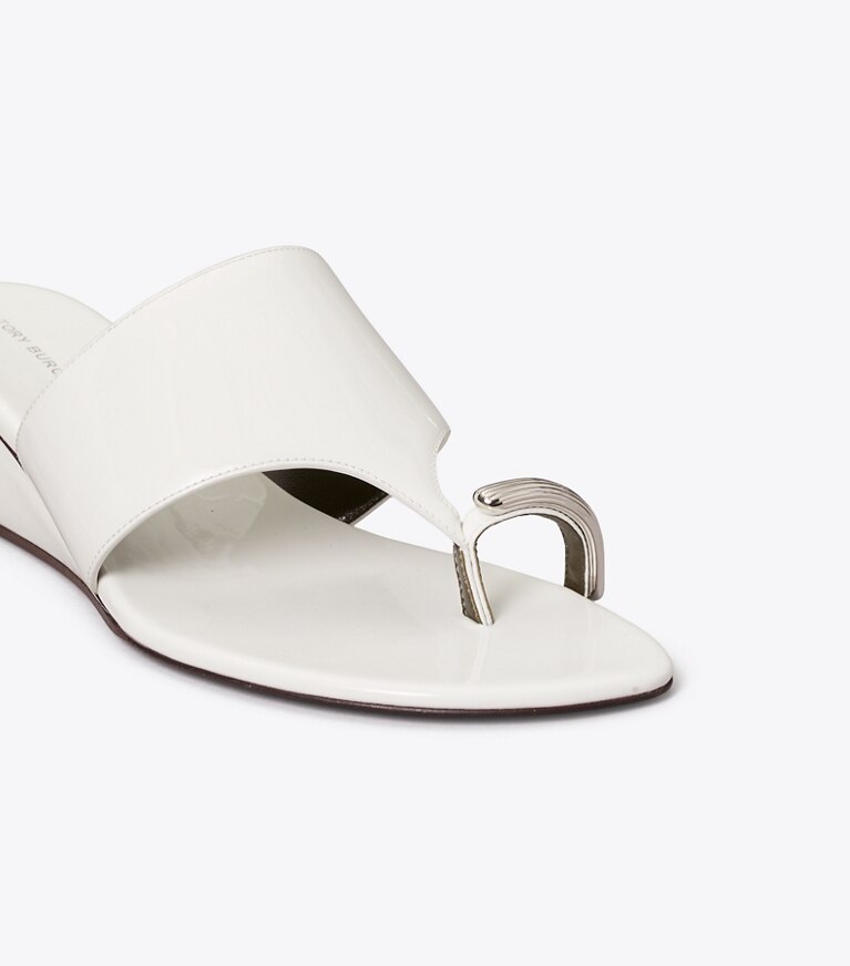 Tory Burch diseñador sandalias Sandalia de cuña Pierced en CIRRUS CLOUD detalle