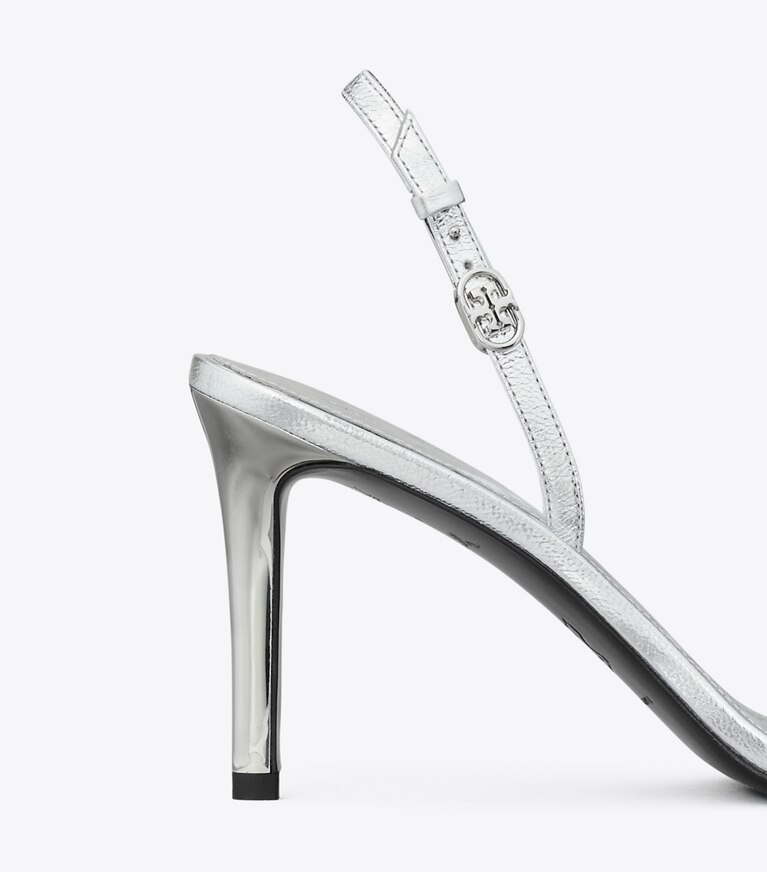 Tory Burch diseñador sandalias Sandalia de tacón con hebilla doble T en SHINY SILVER detalle