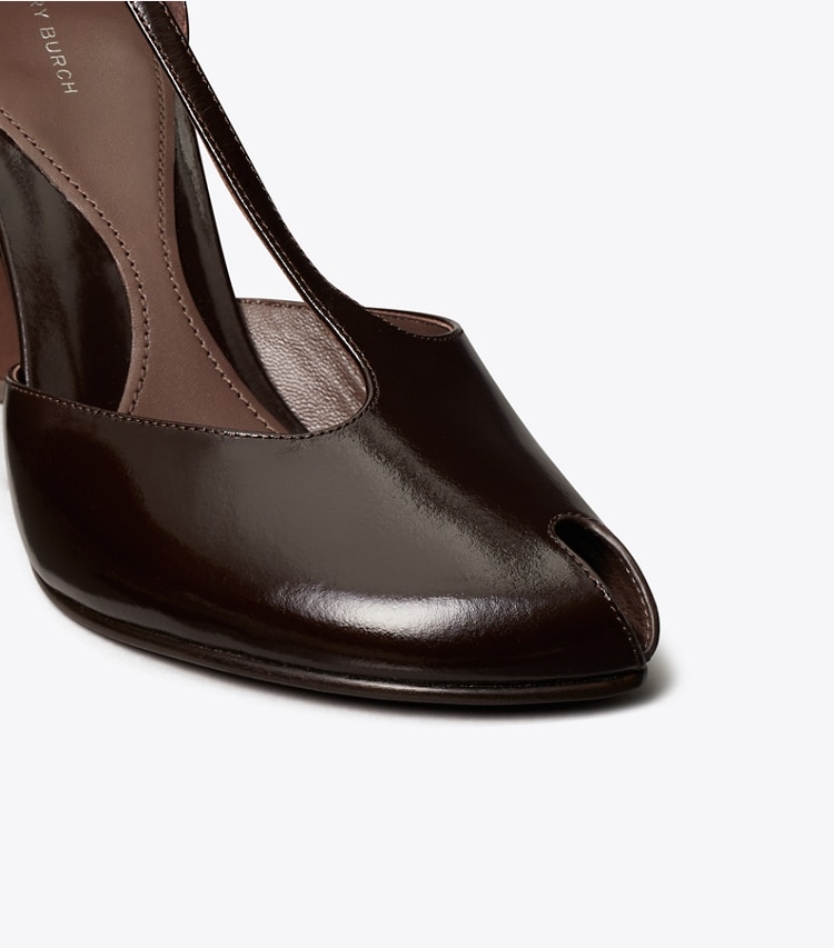 Tory Burch diseñador tacones Sandalia de tacón con tira en T y punta abierta en DEEP BROWN detalle