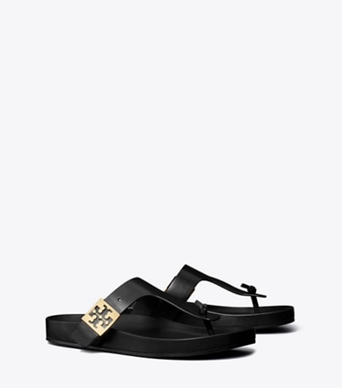 Tory Burch diseñador sandalias Sandalia Mellow con tira en T en PERFECT BLACK / PERFECT BLACK ángulo