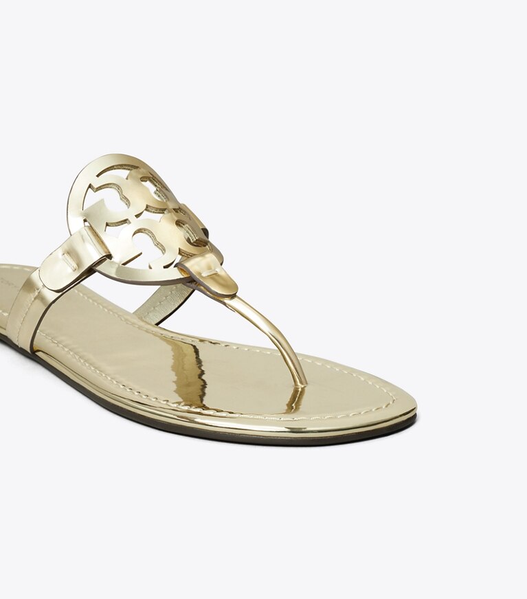 Tory Burch diseñador sandalias Sandalia metalizada Miller en GOLD detalle