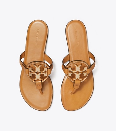 Tory Burch diseñador sandalias Sandalia metalizada Miller en WALNUT / GOLD vista superior