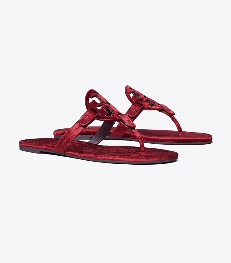 Tory Burch diseñador sandalias Sandalia Miller de terciopelo en BURGUNDY BERRY ángulo