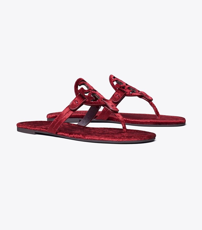 Tory Burch diseñador sandalias Sandalia Miller de terciopelo en BURGUNDY BERRY ángulo